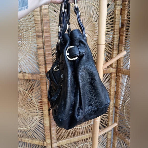 NWOT Elegant Black Leather Handbag With Dust Bag - Picture 5 of 9